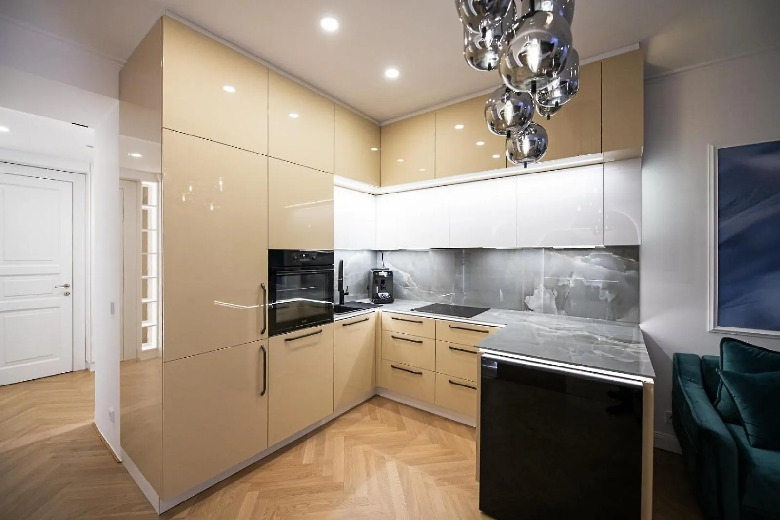 Designovy Apartman Heaven S Krbem A Saunou Na Prazskych Vinohradech Prague Apartment