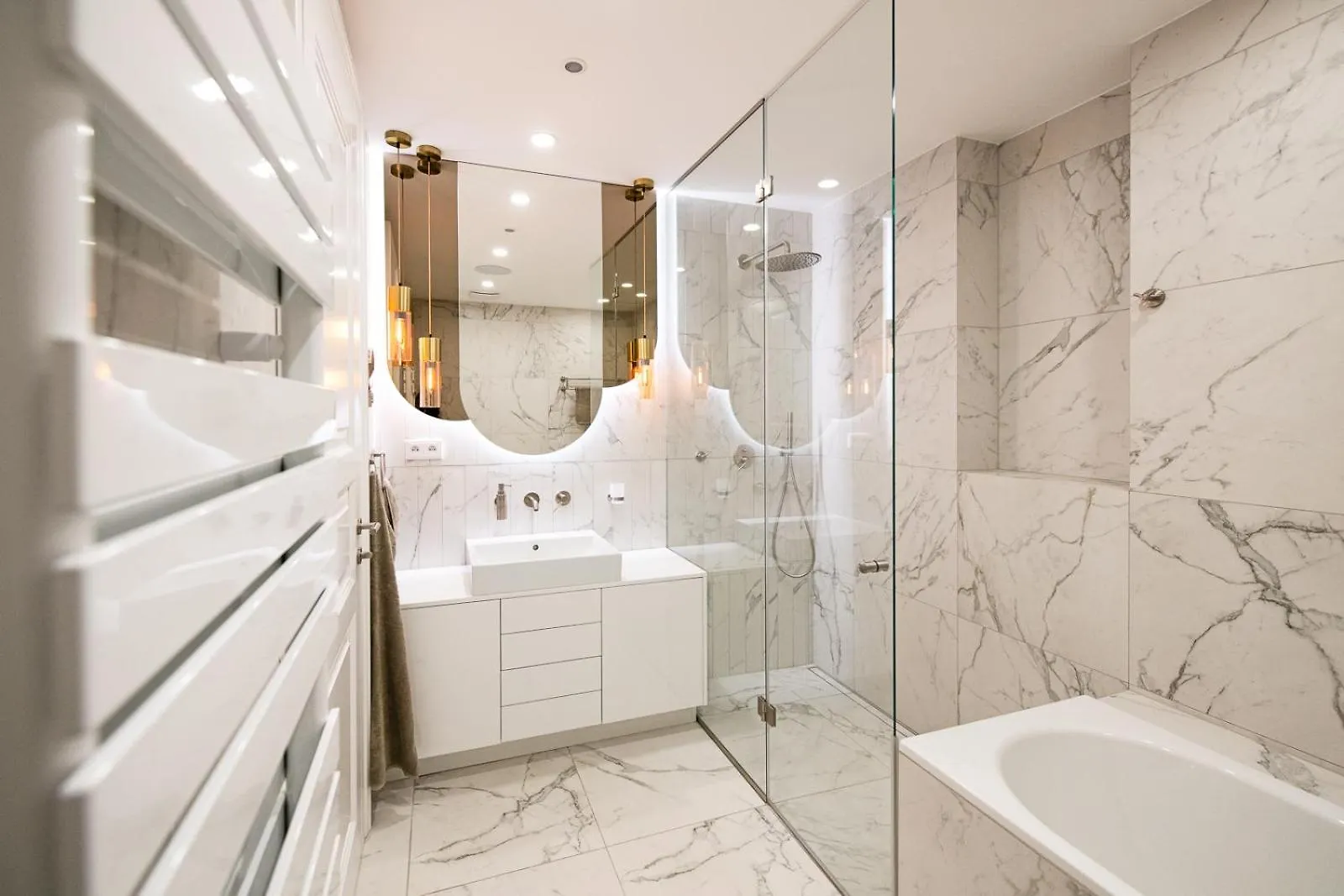 Designovy Apartman Heaven S Krbem A Saunou Na Prazskych Vinohradech Prague